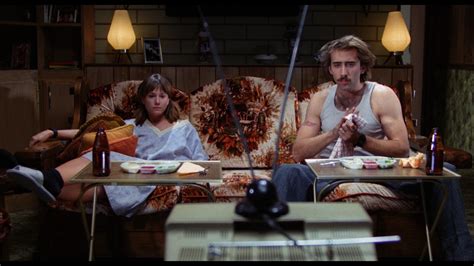 Raising Arizona Bir Çöl Macerası ve Huzursuz Bir Çiftin Hikayesi!